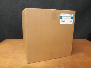 lot 2035 image: New Sealed Case of (6) Air Filters 20 x 20 x 4 - MERV 8
