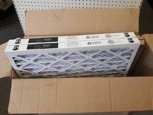 lot 2039 image: Large Lot of Assorted Air Filters - (4) 30x30x1, (1) 14x30x1, (3) 20x25x1, (1) 21x26x4, (3) 14x25x2
