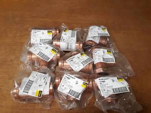 lot 2046 image: VIEGA ProPress Copper Fittings - (8) 2 x 2 x 1-12 Tees & (1) 2 x 2 x 1-14 Tee
