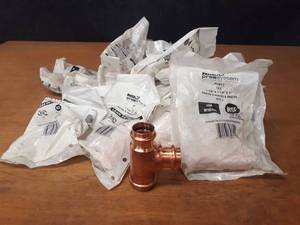 lot 2072 image: NIBCO PressSystem Copper Fittings - (18) 1-14 x 1-14 x 1 Reducing Tees