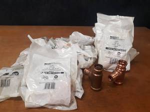 lot 2083 image: NIBCO PressSystem Copper Fittings - (13) 1-14 x 1-14 x 34, (8) 1-14 x 1 x 34 Reducing Tees