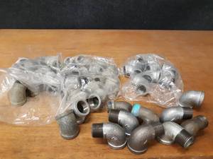 lot 2133 image: Lot of (48) Steel Pipe Fittings - (31) 1 45° Elbows, (9) 1 90° Elbows, (8) 1 90° Street Elbows