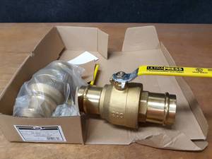 lot 2226 image: Lot of (2) Milwaukee Valve Co. 2 (Press x Press) Brass Ball Valves
