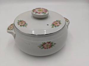 lot 04 image: Rare 1940s Halls Superior China Rose White Casserole with Lid