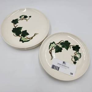 lot 38 image: Rare 1940s California Ivy Dishes by Metlox - Poppytrail - Vernon