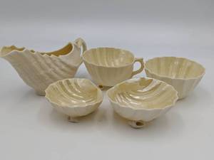 lot 85 image: Vintage 1940s Belleek Ireland Neptune Sea Shell Bone China Set