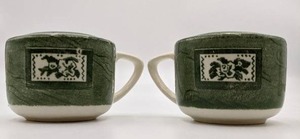 lot 66 image: 1950s Vintage Colonial Homestead Salt and Pepper Shakers by Royal China