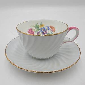 lot 95 image: 1930s Antique Aynsley England Floral Bone China Teacup and Saucer