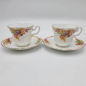lot 98 image: Vintage Royal Stuart Spencer Stevenson Berry Teacup and Saucer