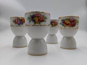 lot 83 image: 1920s Rosenthale Continental The Dresden Egg Cups
