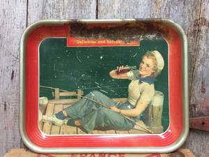 lot 22 image: Vintage 1940 Coca Cola Sailor Girl Tin Tray