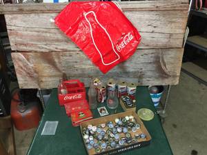 lot 34 image: Vintage Pop Cans - Bottles - Caps - Advertiser Memorabilia