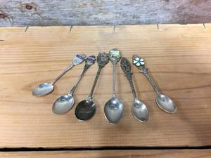 lot 44 image: Vintage Souvenir Spoons - Sterling