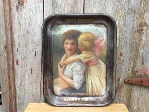 lot 57 image: Rare (Hamms) W.HAMM & Son mfrs. Soft Drinks Tray
