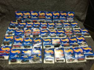 lot 94 image: 45 Carded Hot Wheels From the 90s