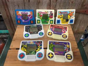 lot 98 image: 7 Vintage Tiger Electronic Handheld Games