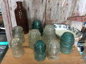 lot 119 image: Antique Glass Insulators