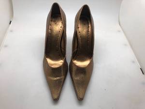 BCBG Gold Foil Patterned Heels Size 9.5