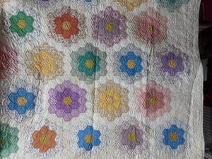 Hand Stitched Patchwork Quilt Approx. 76x86