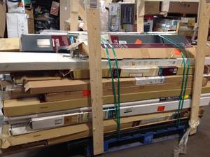lot 8 image: Lot of assorted window treatments see pictures