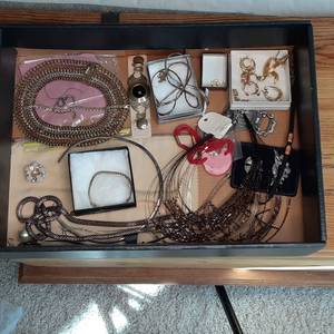 lot 303 image: Box lot of mostly costume jewelry (...