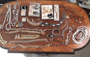 lot 306 image: Large lot of mostly costume jewelry...