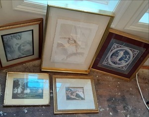 lot 357 image: Lot of Angelic and abstract wall ar...