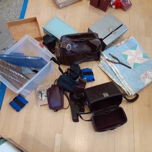 lot 358 image: Lot of vintage camera bags, file bo...