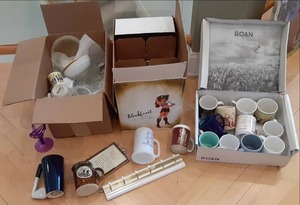 lot 366 image: Large lot of coffee style mugs as w...