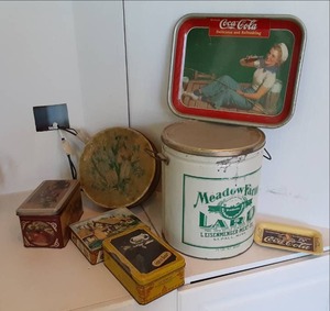 lot 433 image: Vintage Collectible Advertisement T...