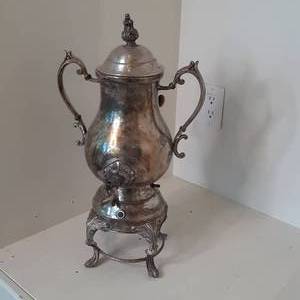 lot 439 image: Heavy Duty Silver Toned Vintage Ele...