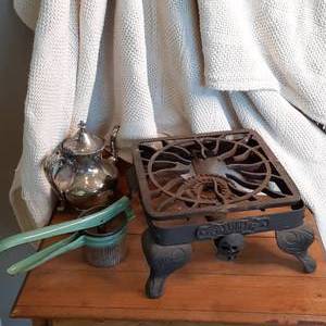 lot 444 image: Vintage Wraught Iron Table top burn...
