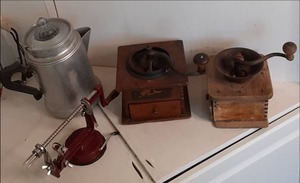 lot 445 image: Back to Basics Food Peeler, 2 Woode...