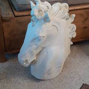 lot 450 image: Heavy and Large Horse Head Display ...