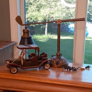 lot 476 image: Wooden Golf Equipment Lamp and Wood...