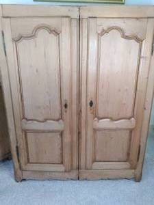 lot 11 image: Wardrobe 58 X 16 X 73 Excellent...