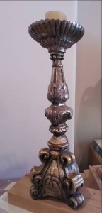lot 35 image: Decorative Candle Holder 18 ...