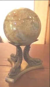 lot 65 image: Gemstone Sphere On Metal Fish Stand...