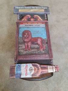 lot 87 image: Vintage Hamms Famous Old Tavern Si...