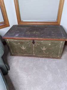 lot 107 image: Antique Solid Wood Trunk Has Key ...