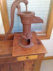 lot 118 image: Vintage Red Jack Mfg Co. Davenport...
