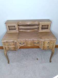 lot 125 image: Antique Secretary Desk Excellent C...