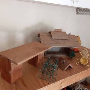 lot 504 image: Large Wooden Bird House and misc Bi...