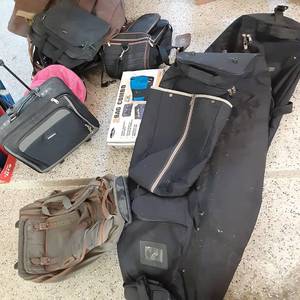 lot 527 image: Huge Pile of Messenger, Office, Tra...