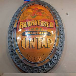 lot 601 image: Large Amber Tinted Oval Framed Budw...