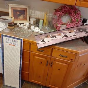lot 603 image: Wooden Rooster Spice Cabinet, Sprin...