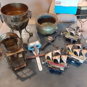 lot 628 image: Misc. Vintage Items See Photos