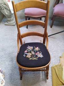 lot 194 image: Vintage Rocking Chair See Photos...