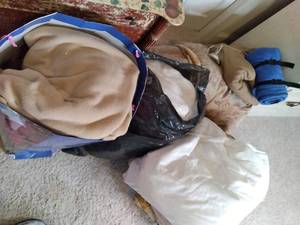 lot 198 image: Bedding, Blankets & More See Phot...