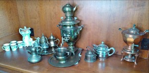 lot 212 image: Vintage Serving Containers See Pho...